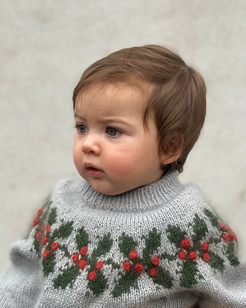 Kinderpullover gestrickt aus Knitting for Olive Merino